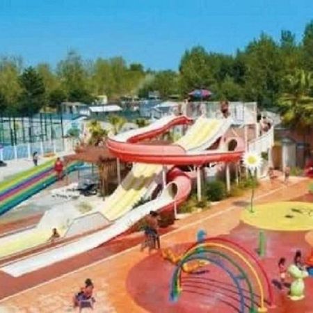 Camping Siblu Les Sables Du Midi Hotel Valras-Plage Bagian luar foto